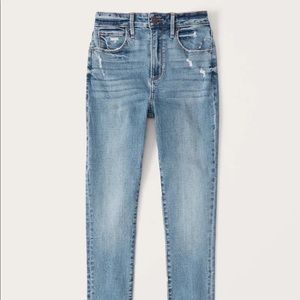 A&F Signature Stretch Denim Curve Love size 27/4S